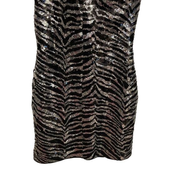 LULUS Acting Wild Sequin Animal Print One-shoulder Mini Dress in Black Size S - Picture 7 of 13